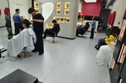 附近理发店哪家好_如何选择适合自己的发型师