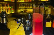鸡尾酒市场前景怎么样_如何开鸡尾酒酒吧