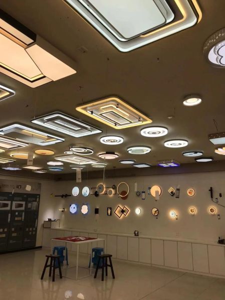 灯具批发前景怎么样_灯具批发赚钱吗