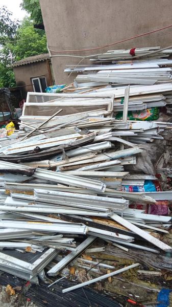 废塑料处理设备多少钱一套_废塑料回收利润怎么样