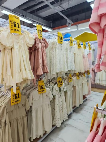 服装批发前景怎么样_服装批发还能做吗