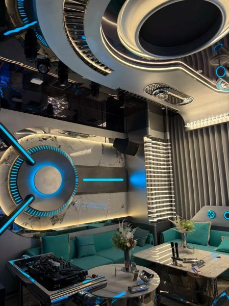 ktv生意不好怎么办_2024年KTV还能赚钱吗