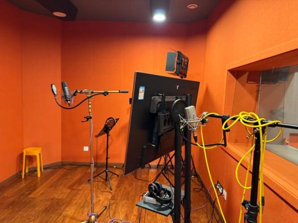 录音设备怎么选_录音棚装修多少钱