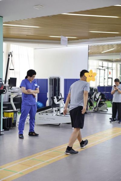 康复训练多久见效_康复医院怎么选