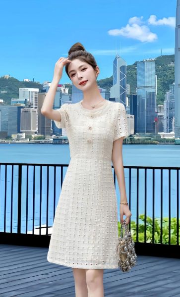 2024年女装流行趋势_如何挑选显瘦连衣裙