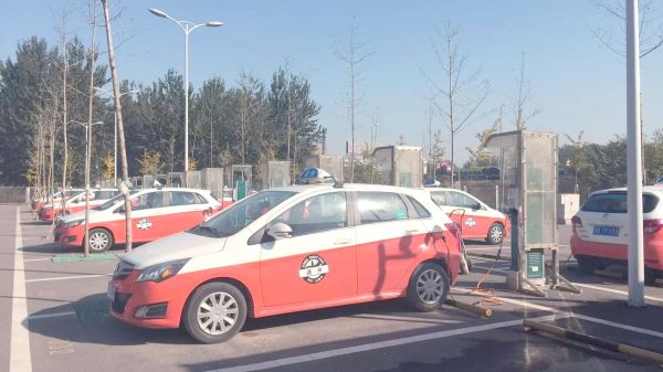 出租车行业前景2017_未来出租车会被淘汰吗