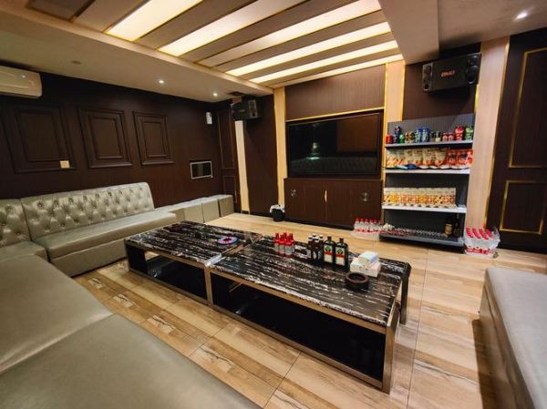 轰趴馆市场未来五年_2024年还能赚钱吗