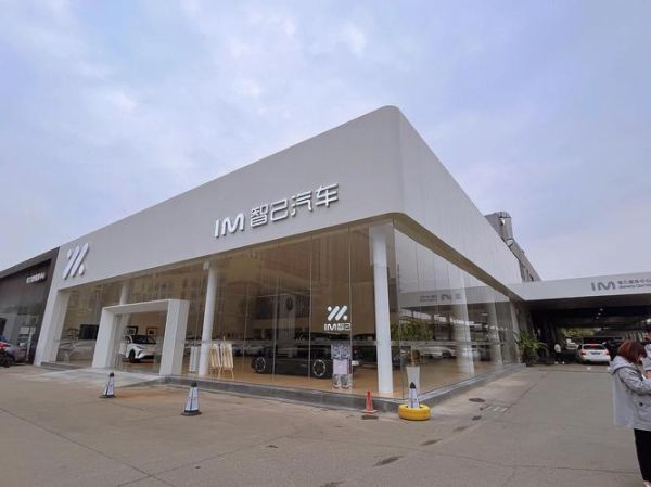 4s店未来发展趋势_4s店还能赚钱吗