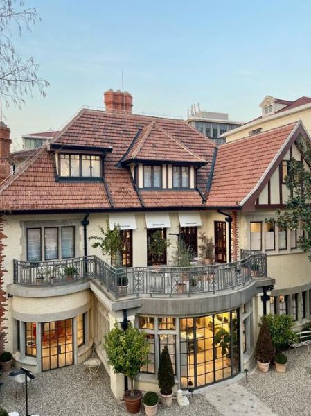 上海别墅值得投资吗_2024上海别墅前景如何