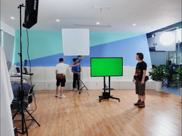 成都影视公司怎么选_成都拍宣传片多少钱