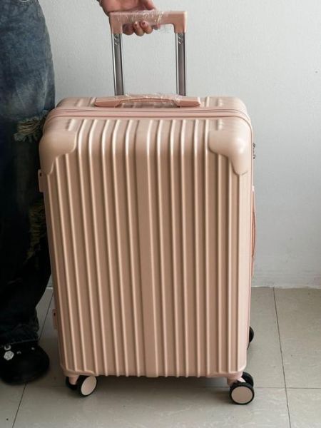 2024年箱包行业趋势_旅行箱什么材质最耐用