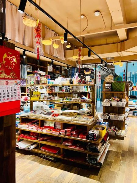 百货行业2013年发展趋势_百货店如何转型