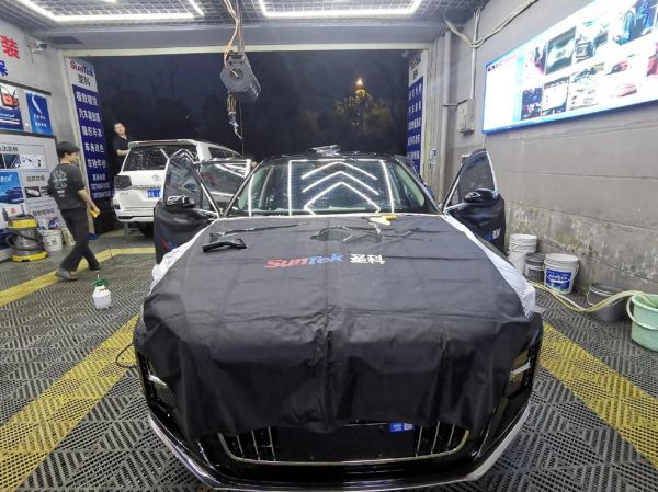 汽车贴膜行业前景怎么样_汽车贴膜生意还能做吗