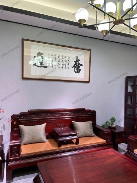 红木沙发价格多少钱一套_红木家具有哪些材质