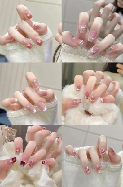 美甲店怎么选颜色_2024流行美甲款式有哪些