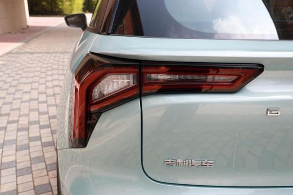 倒车雷达哪个品牌好_倒车雷达多少钱一套