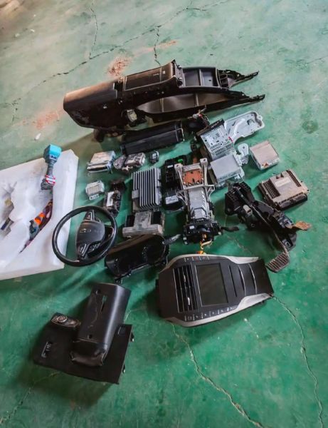 汽车配件哪里买靠谱_如何辨别原厂件