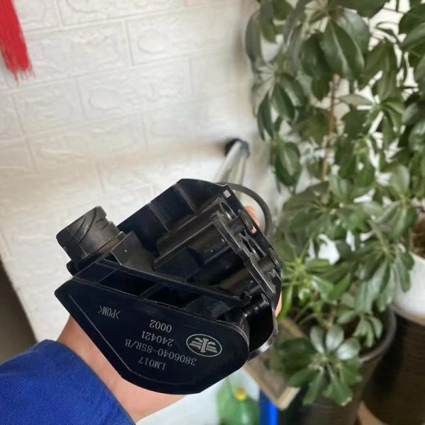 汽车配件哪里买靠谱_如何辨别原厂件