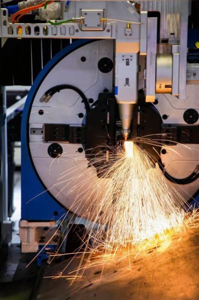 激光切割机前景怎么样_激光切割机未来发展趋势